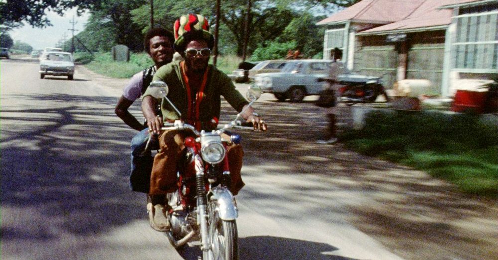 Fra filmen The harder they come - to menn på motorsykkel