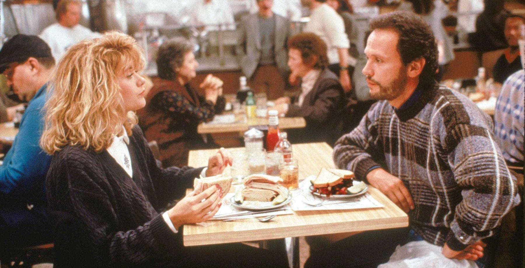 Blde fra filmen When HArry met Sally mann og kvinne på restaurant